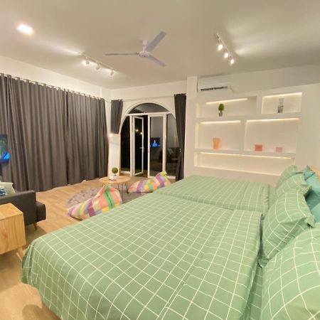 Karabineri Private Pool Jogja Villa Ngaglik Εξωτερικό φωτογραφία